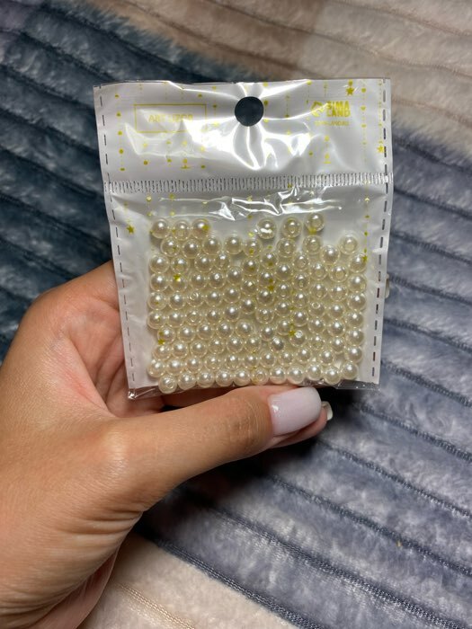 Фотография покупателя товара Бусины для творчества пластик «Жемчуг» (набор 100 шт.) 0.6×0.6 см - Фото 4