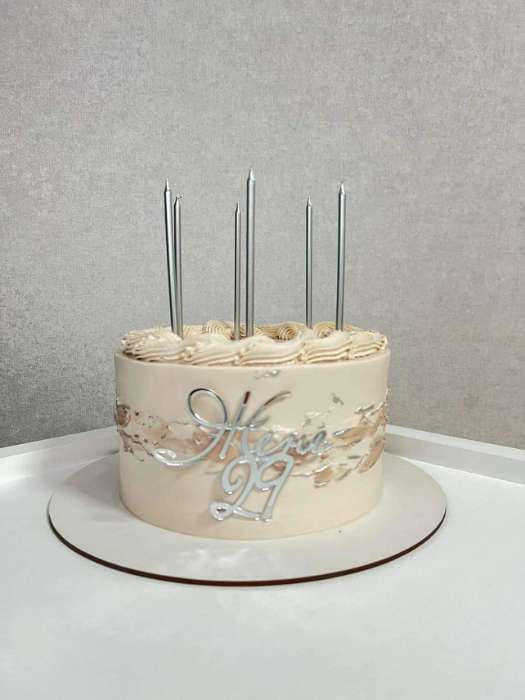 Фотография покупателя товара Свечи в торт "Ройс", 6 шт, высокие, 13 см, серебристый металлик - Фото 15