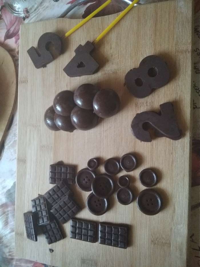 Фотография покупателя товара Форма для шоколада Доляна «Плитка», силикон, 21×11 см, 12 ячеек (2,7×3,9 см), цвет коричневый - Фото 86