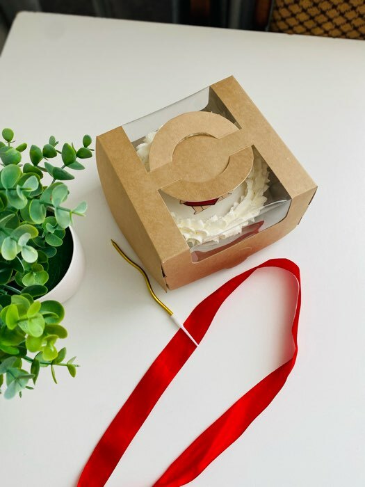 Фотография покупателя товара Коробка под бенто-торт с окном, крафт, 14 х 14 х 8 см