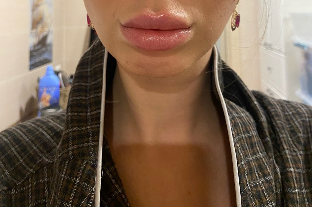 Фотография покупателя товара Бальзам для губ с оттенком бежевый перламутр Beauty Visage 3,6 г - Фото 7