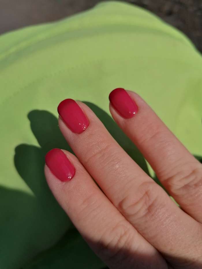 Фотография покупателя товара Гель-лак для ногтей "Термо", 10мл, LED/UV, цвет 028А1 бордовый