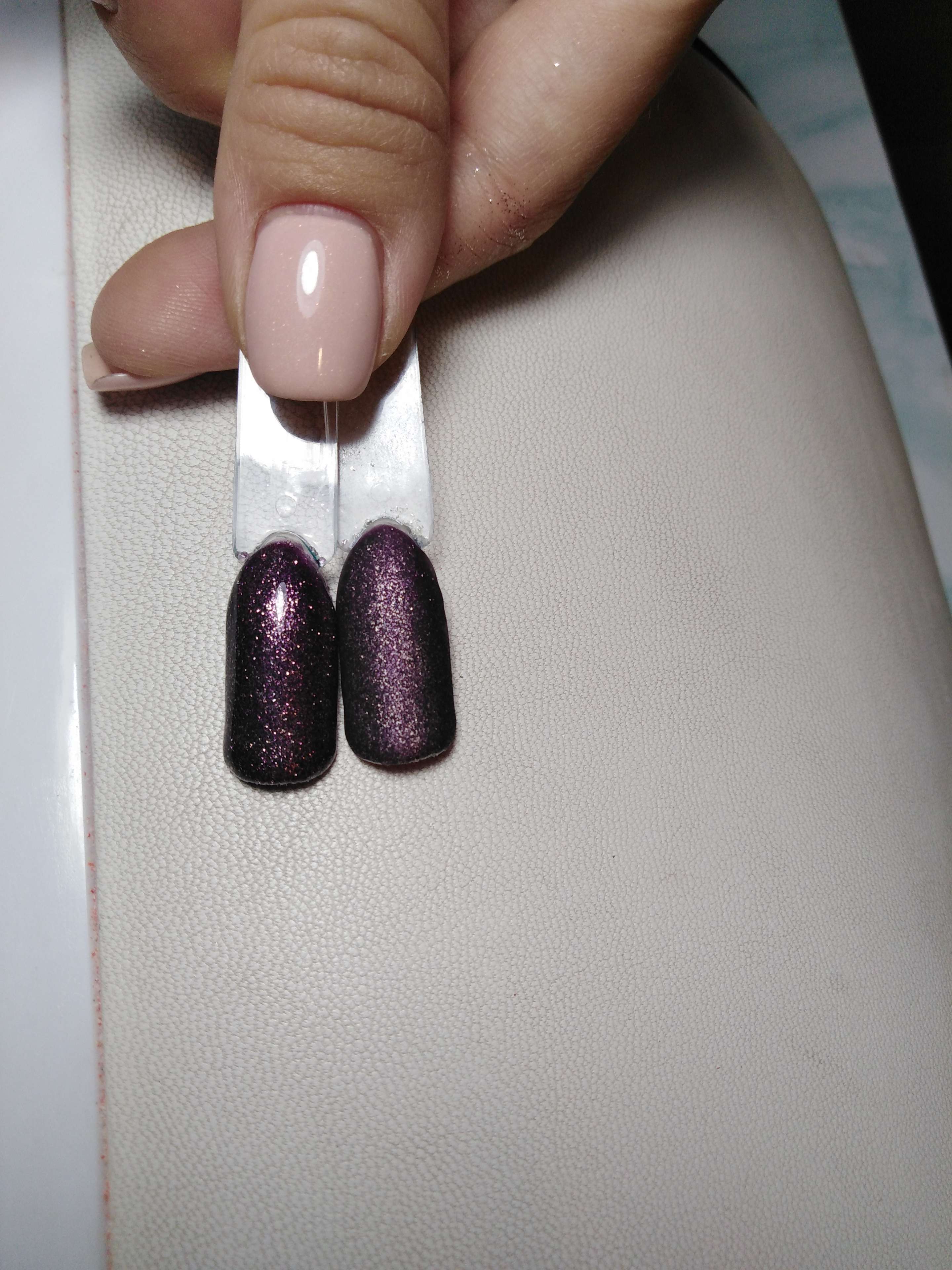 Фотография покупателя товара Гель-лак для ногтей "Сверкающая платина", трёхфазный LED/UV, 10мл, цвет 012 фиолетовый - Фото 11