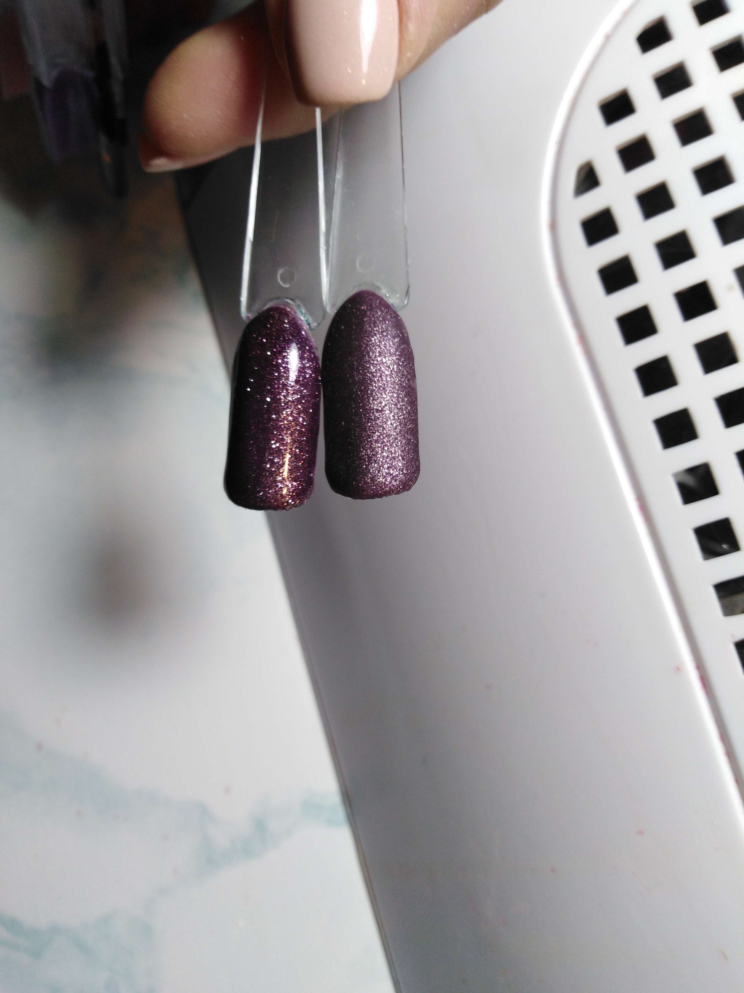 Фотография покупателя товара Гель-лак для ногтей "Сверкающая платина", трёхфазный LED/UV, 10мл, цвет 012 фиолетовый - Фото 10