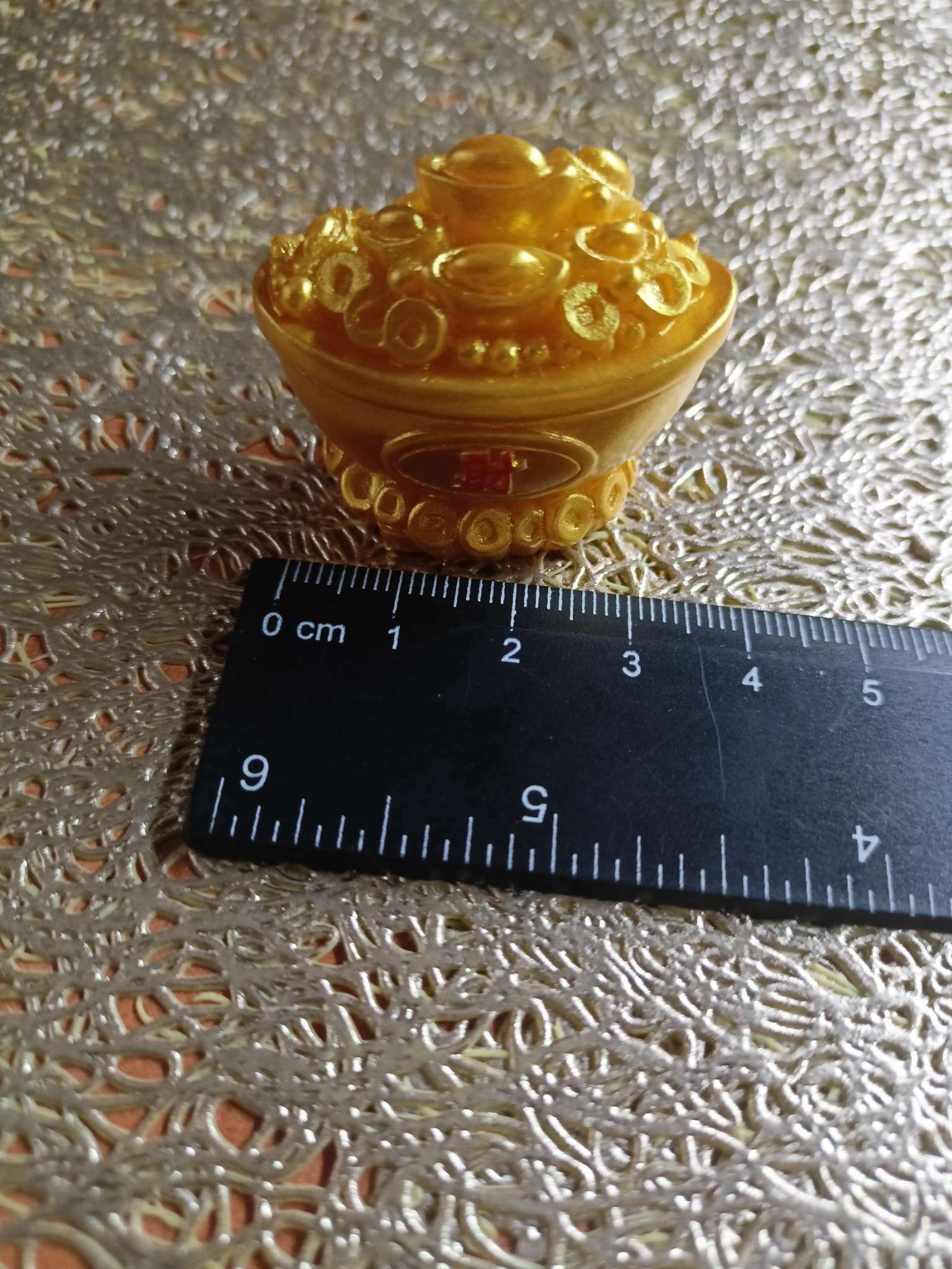 Фотография покупателя товара Сувенир полистоун "Чаша с монетами" 4х3,5 см - Фото 1