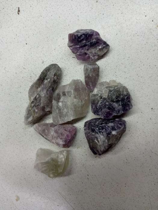 Фотография покупателя товара Набор для творчества "7 минералов", кристаллы, фракция 2-3 см, 100 гр - Фото 1