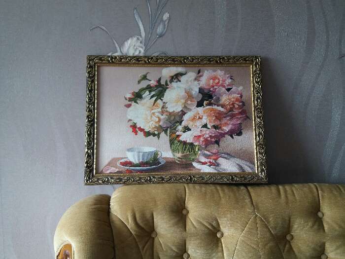 Фотография покупателя товара Гобеленовая картина "Пионы в вазе " 34*44 см рамка МИКС - Фото 1