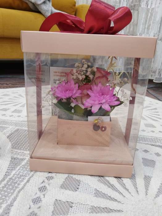 Фотография покупателя товара Коробка подарочная для цветов с вазой и PVC окнами складная, упаковка, «Персик», 23 х 30 х 23 см - Фото 6