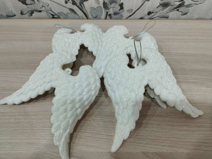 Фотография покупателя товара Украшение ёлочное "Крылья ангела" блеск (набор 2 шт) 12х9,5 см, белый - Фото 1