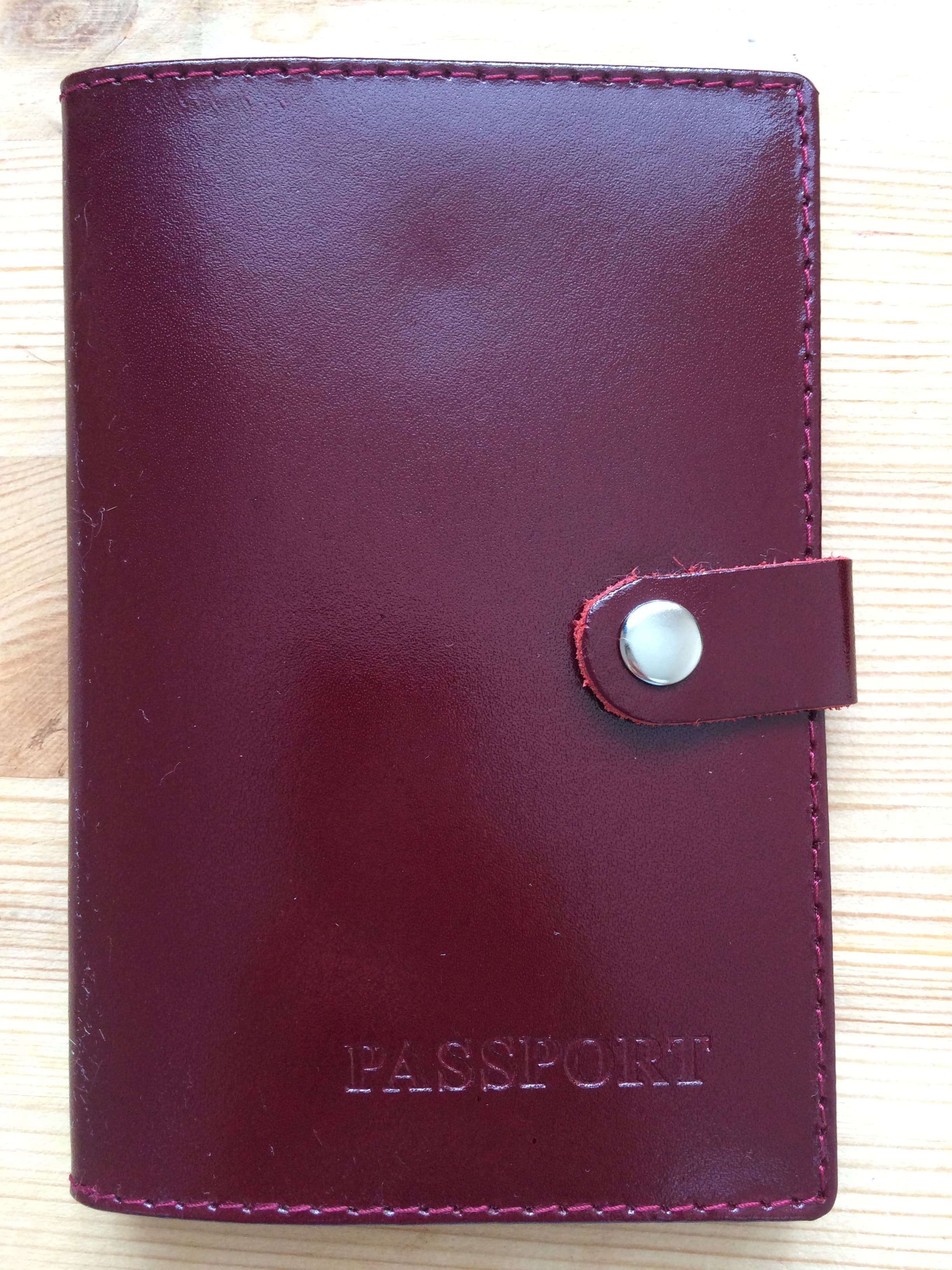 Фотография покупателя товара Обложка для паспорта на клапане, цвет бордовый - Фото 2