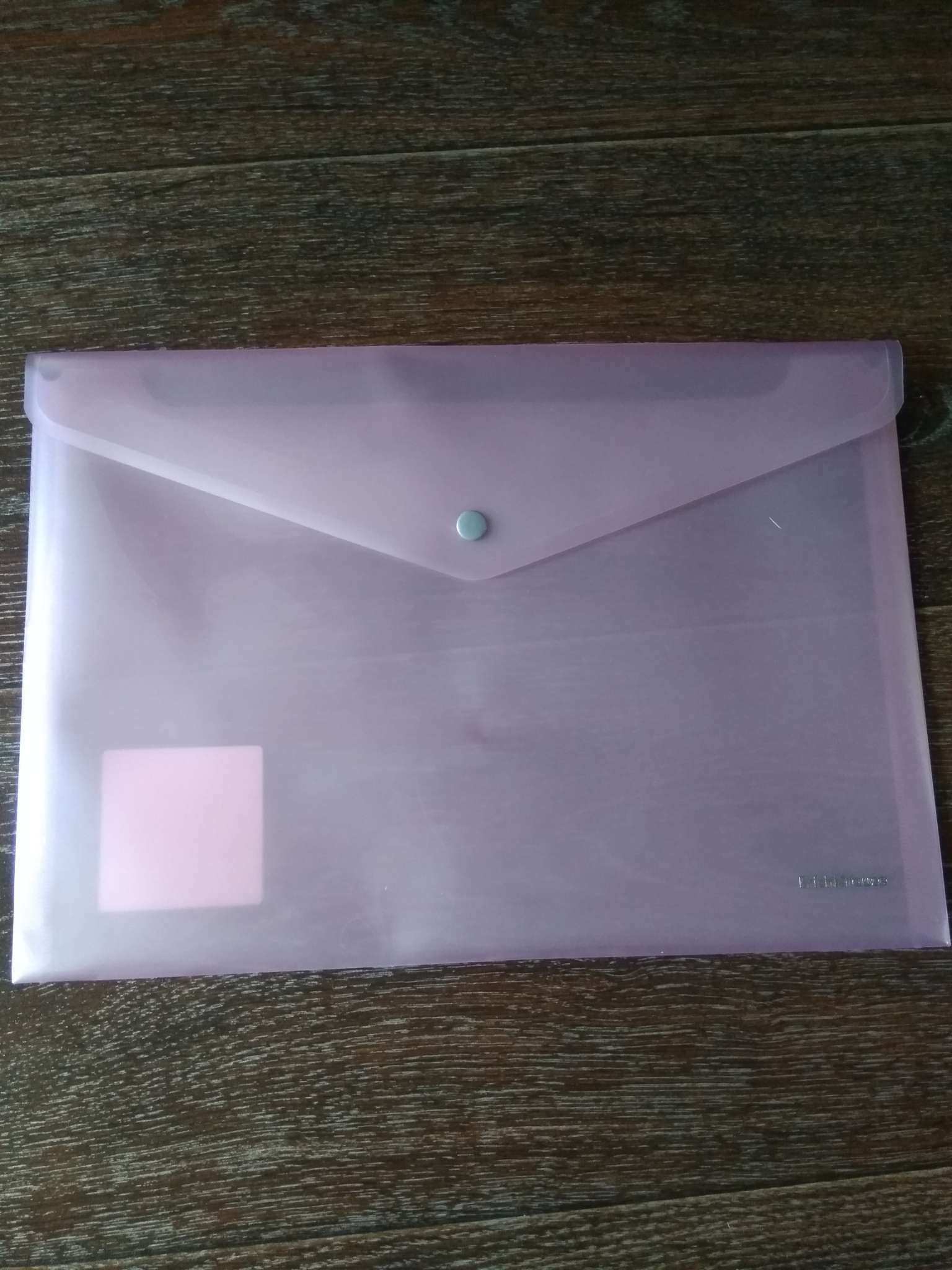 Фотография покупателя товара Папка-конверт на кнопке А4, 180 мкм, ErichKrause "Glossy Candy", глянцевая, полупрозрачная, микс - Фото 4