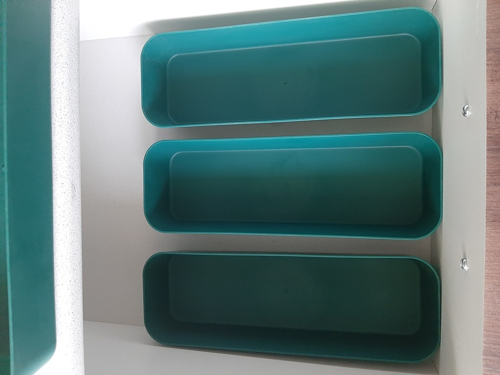 Фотография покупателя товара Корзинка пластиковая для хранения «Гладь», 26×8,3×4,5 см, цвет МИКС - Фото 6