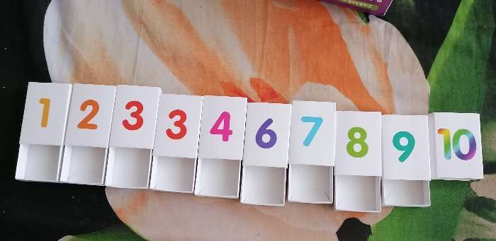 Фотография покупателя товара Развивающий набор-сортер «Умные коробки: Учимся считать», цифры, карточки, по методике Монтессори - Фото 1
