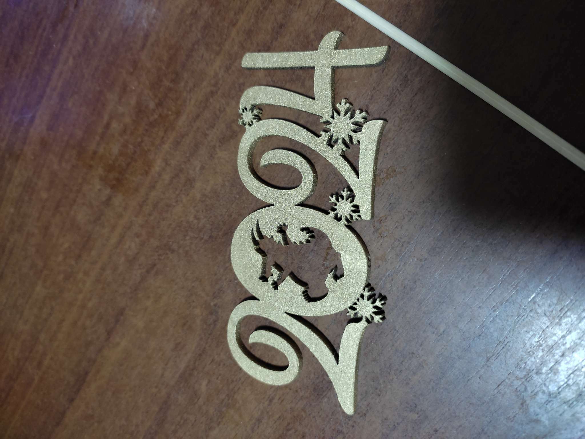 Фотография покупателя товара Топпер деревянный "Символ года 2024", золотой, "Дракон в цифре" - Фото 1