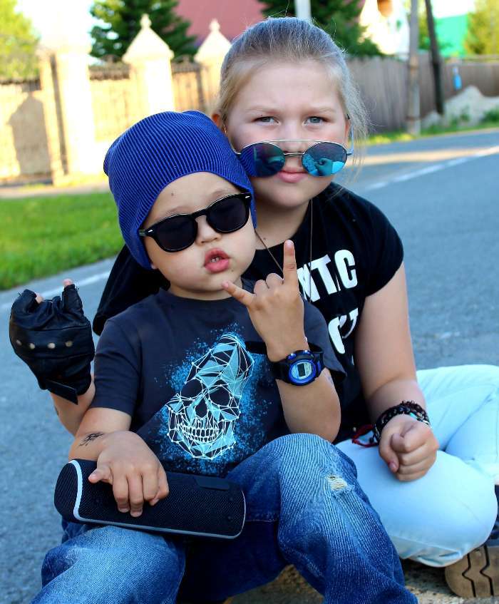 Фотография покупателя товара Часы наручные электронные детские "Спорт", ремешок силикон, l-23 см, синие - Фото 3
