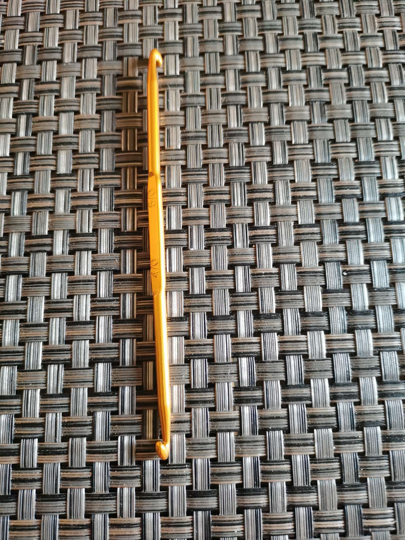 Фотография покупателя товара Крючок для вязания, двусторонний, d = 4/5 мм, 13 см, цвет золотой - Фото 1