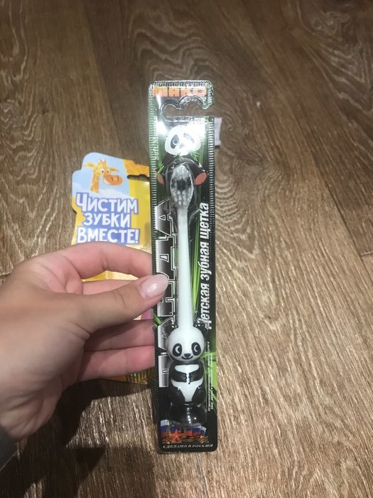 Фотография покупателя товара Зубная щётка мод Детская Панда двухкомпонентная ручка, щетина мягкая, с присоской