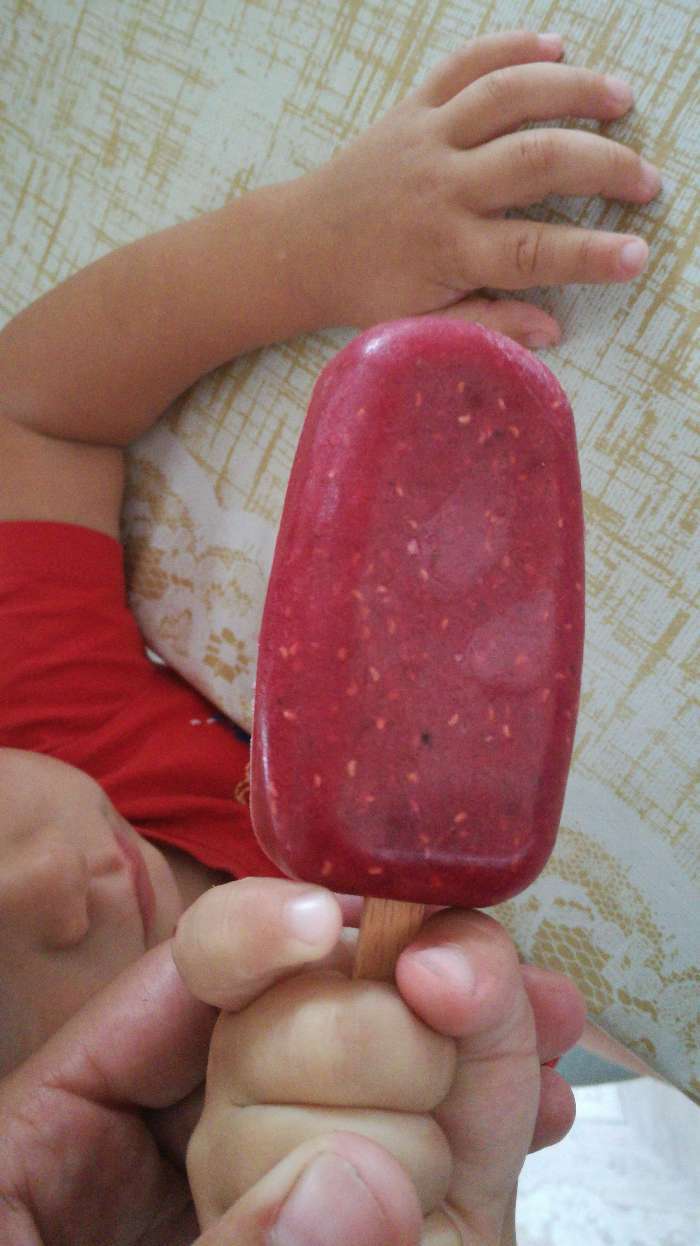 Фотография покупателя товара Форма для мороженого «Эскимо классика», силикон, 25,8×14,6×2,6 см, 4 ячейки, цвет МИКС - Фото 18