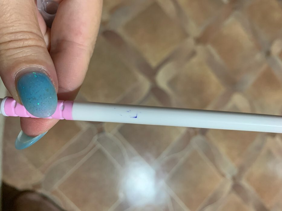 Фотография покупателя товара Ручка шариковая 1.0 мм, стержень синий, белый корпус с прозрачными колпачками, с резиновыми держателями, МИКС - Фото 2