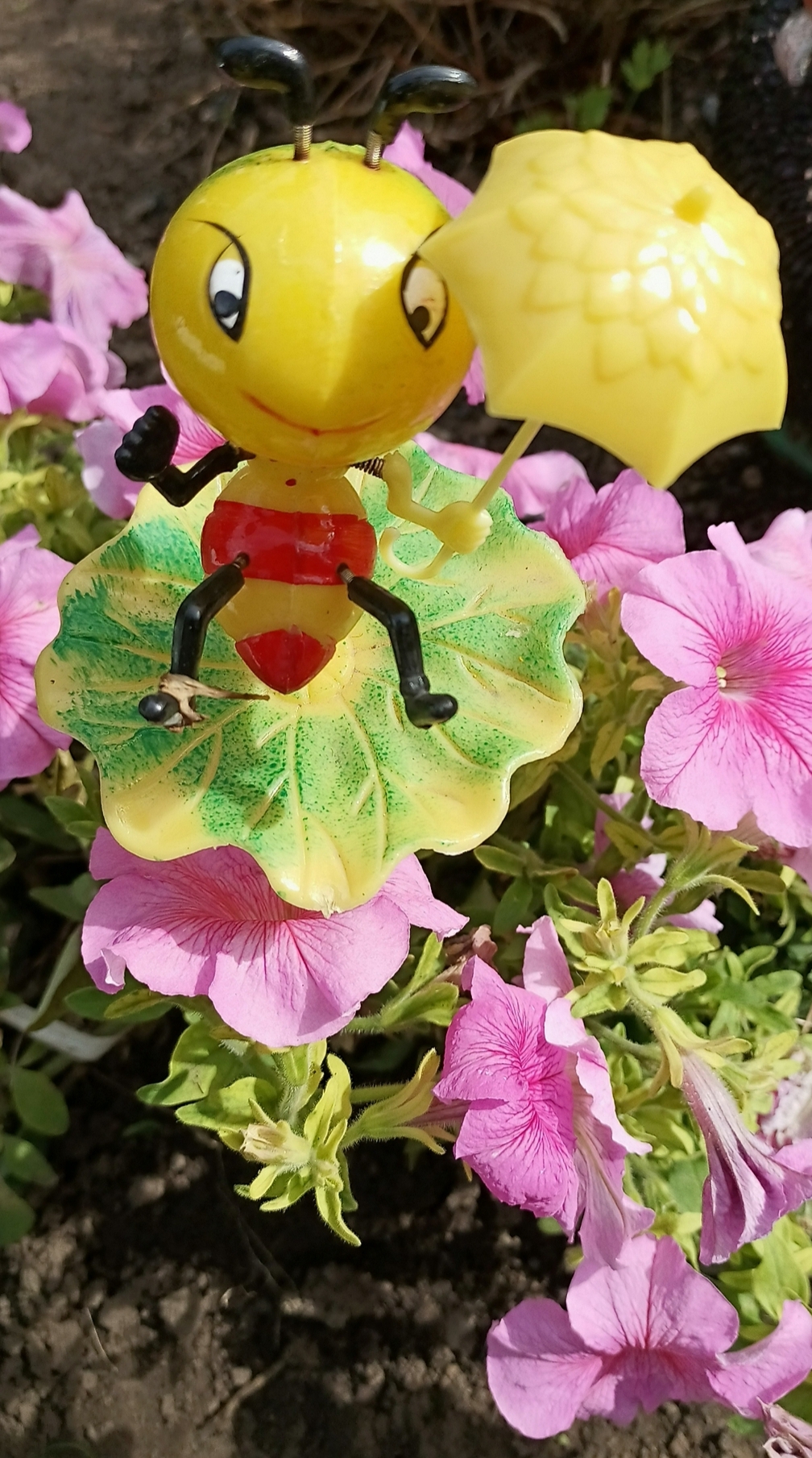 Фотография покупателя товара Штекер "Букашка с зонтиком" 9х13см, длина 60см - Фото 5