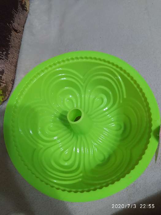 Фотография покупателя товара Форма силиконовая для выпечки Доляна «Немецкий кекс. Торжество», d=25 см, цвет МИКС - Фото 12