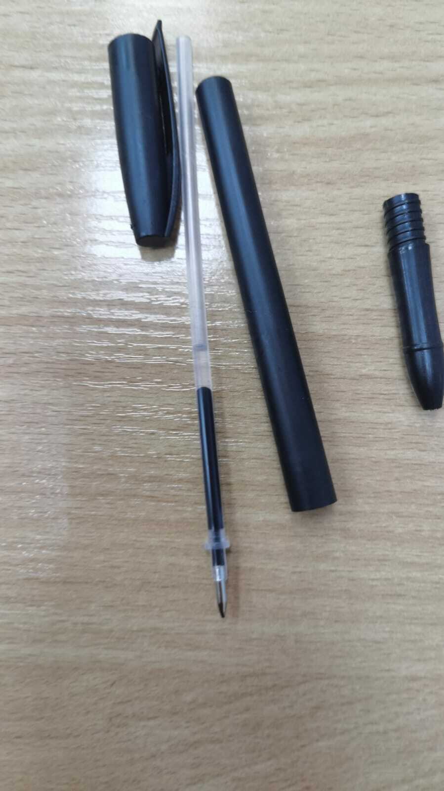 Фотография покупателя товара Ручка гелевая, 0.5 мм, чёрный, корпус чёрный - Фото 2