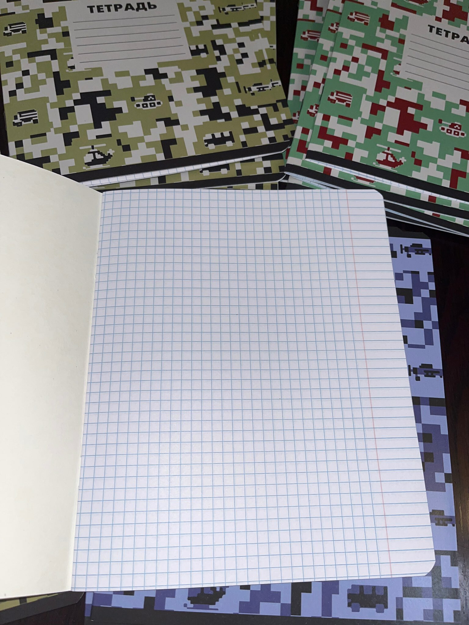 Фотография покупателя товара Тетрадь 12 листов в клетку Calligrata "Пиксели", обложка мелованный картон, ВД-лак, блок офсет, белизна 95%, МИКС