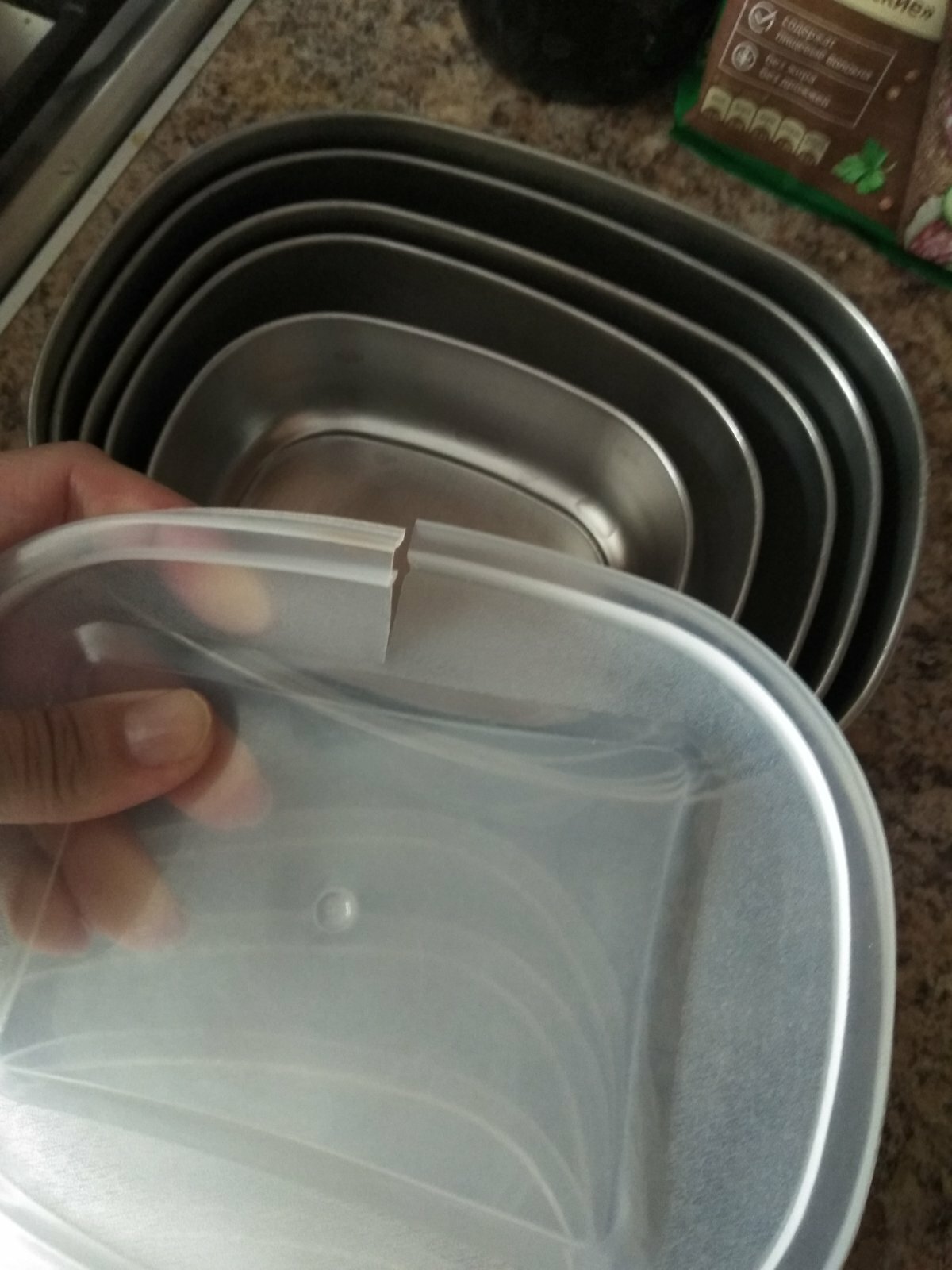 Фотография покупателя товара Набор салатников из нержавеющей стали с крышками, 5 шт.: 350 мл, 700 мл, 850 мл, 1.3 л, 1.6 л - Фото 3