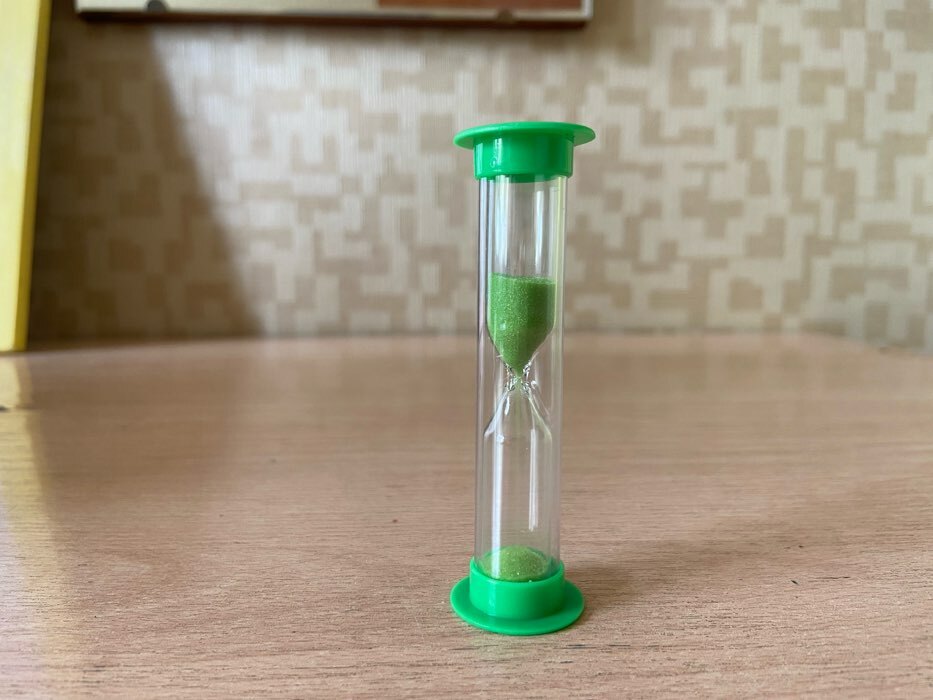 Фотография покупателя товара Песочные часы "Ламбо", на 1 минуту, 9 х 2.5 см, зеленые - Фото 1