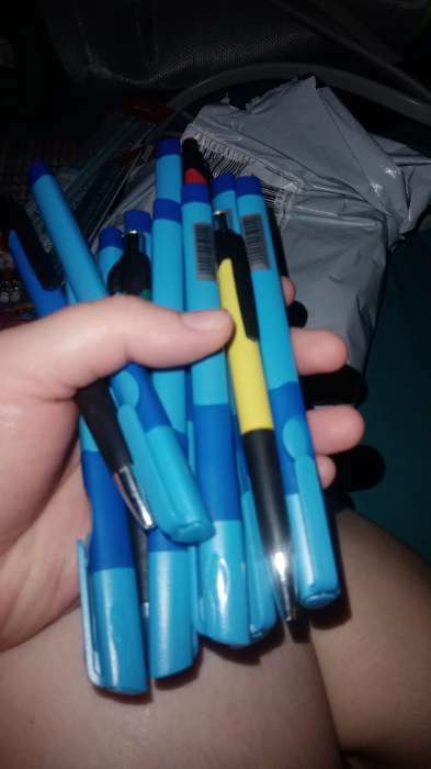 Фотография покупателя товара Набор шариковых ручек Calligrata, 4 штуки, автоматические, синий стержень, цветной корпус, резиновый упор, МИКС - Фото 4