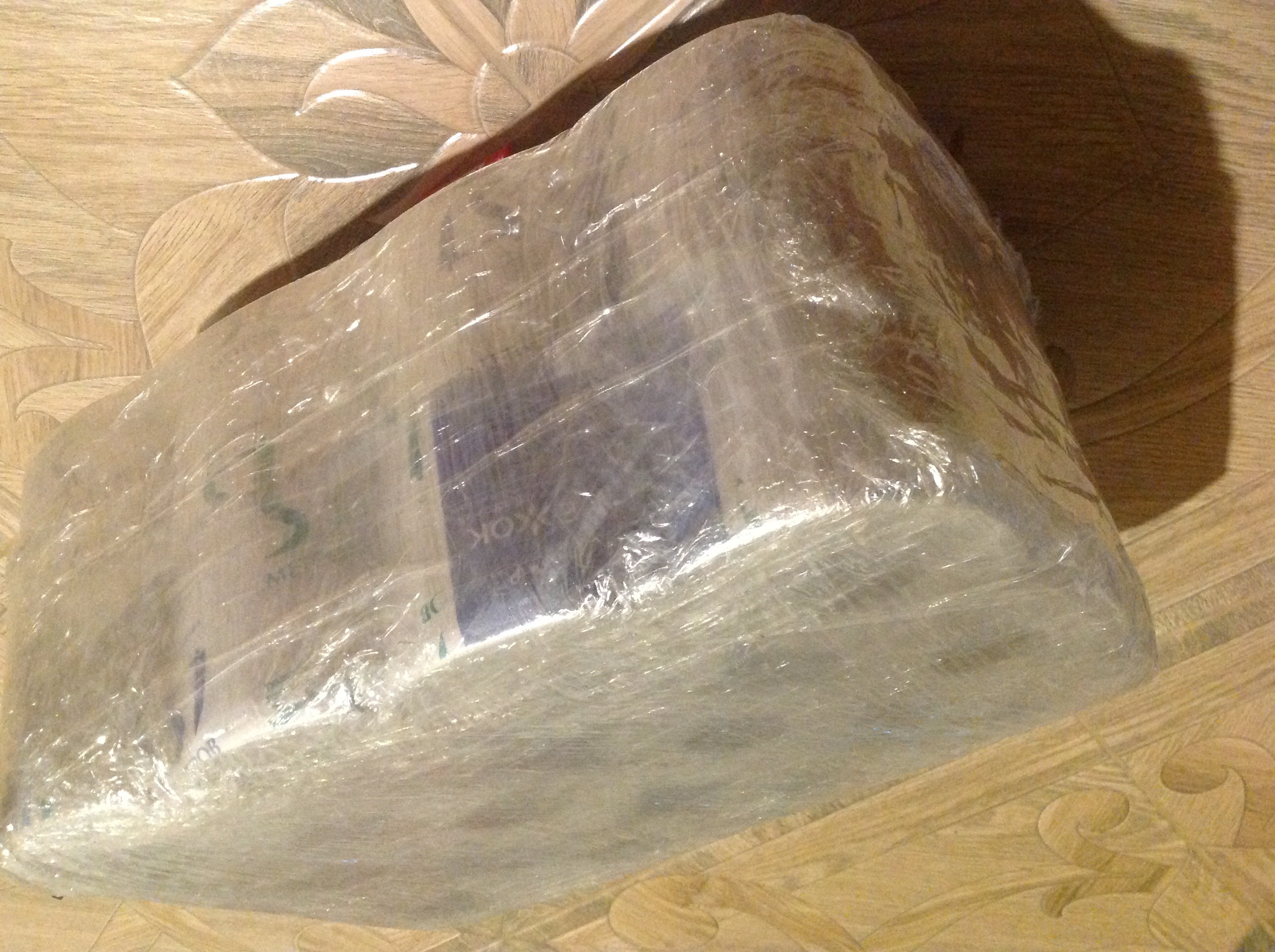 Фотография покупателя товара Туалетная бумага "Снежок", с втулкой, 1 слой, 40 метров