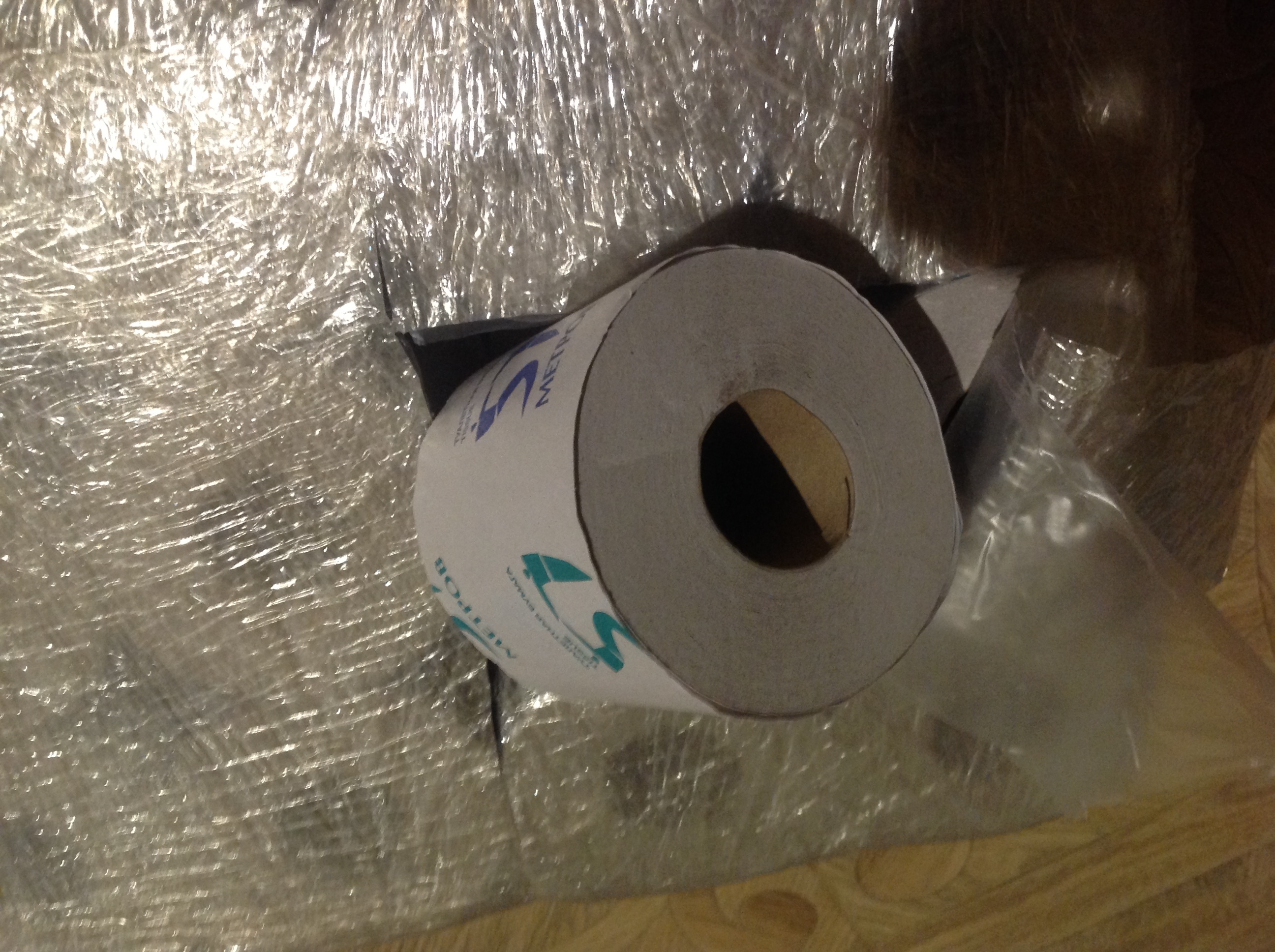 Фотография покупателя товара Туалетная бумага "Снежок", с втулкой, 1 слой, 40 метров
