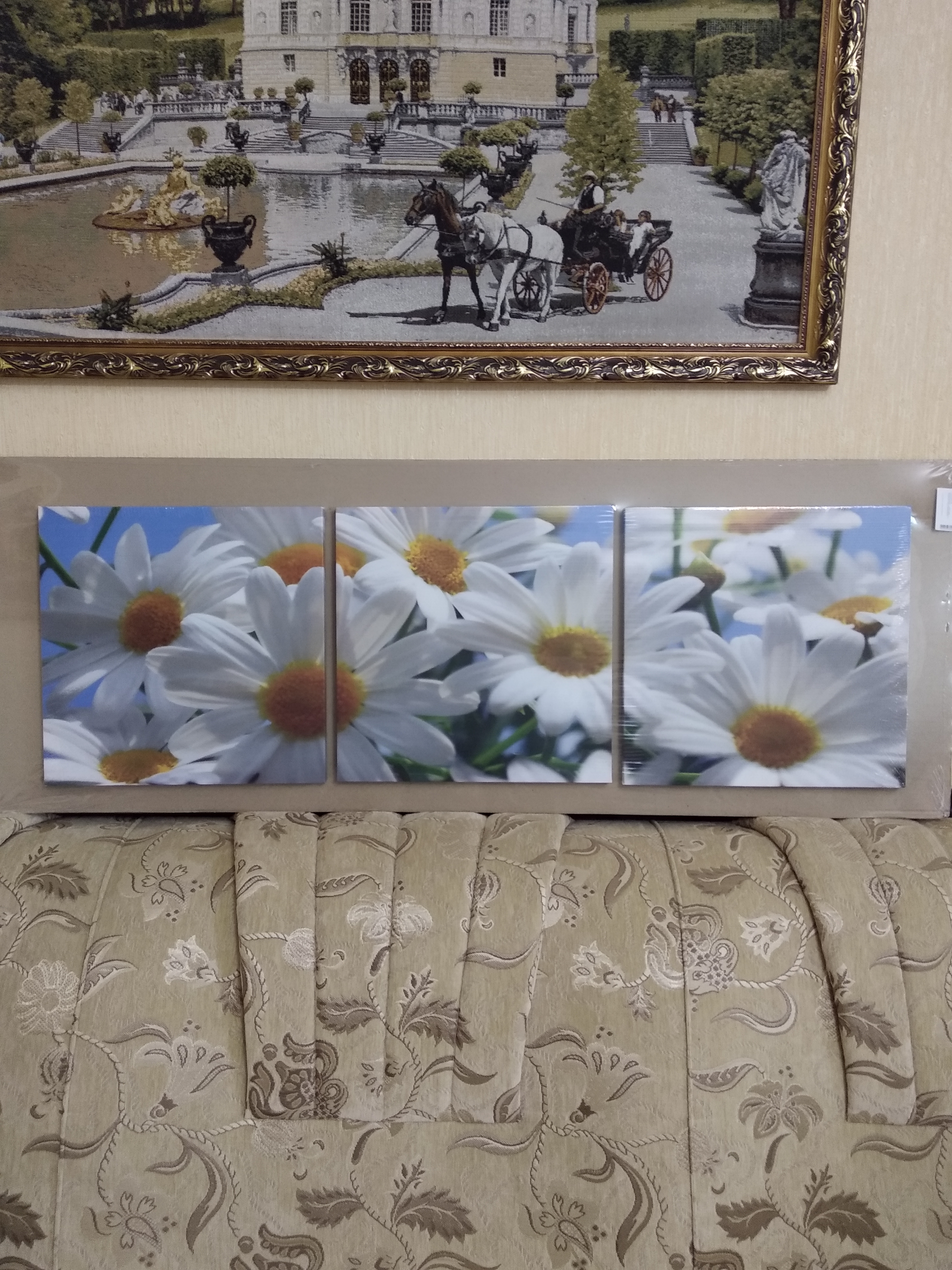 Фотография покупателя товара Модульная картина "Белые ромашки" (3-35х35) 35х105 см - Фото 1