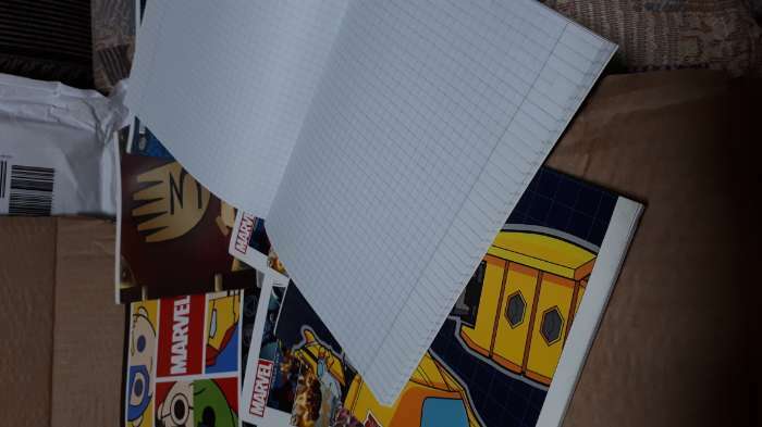Фотография покупателя товара Тетрадь 48 листов в клетку, картонная обложка "Бамблби", Transformers - Фото 1