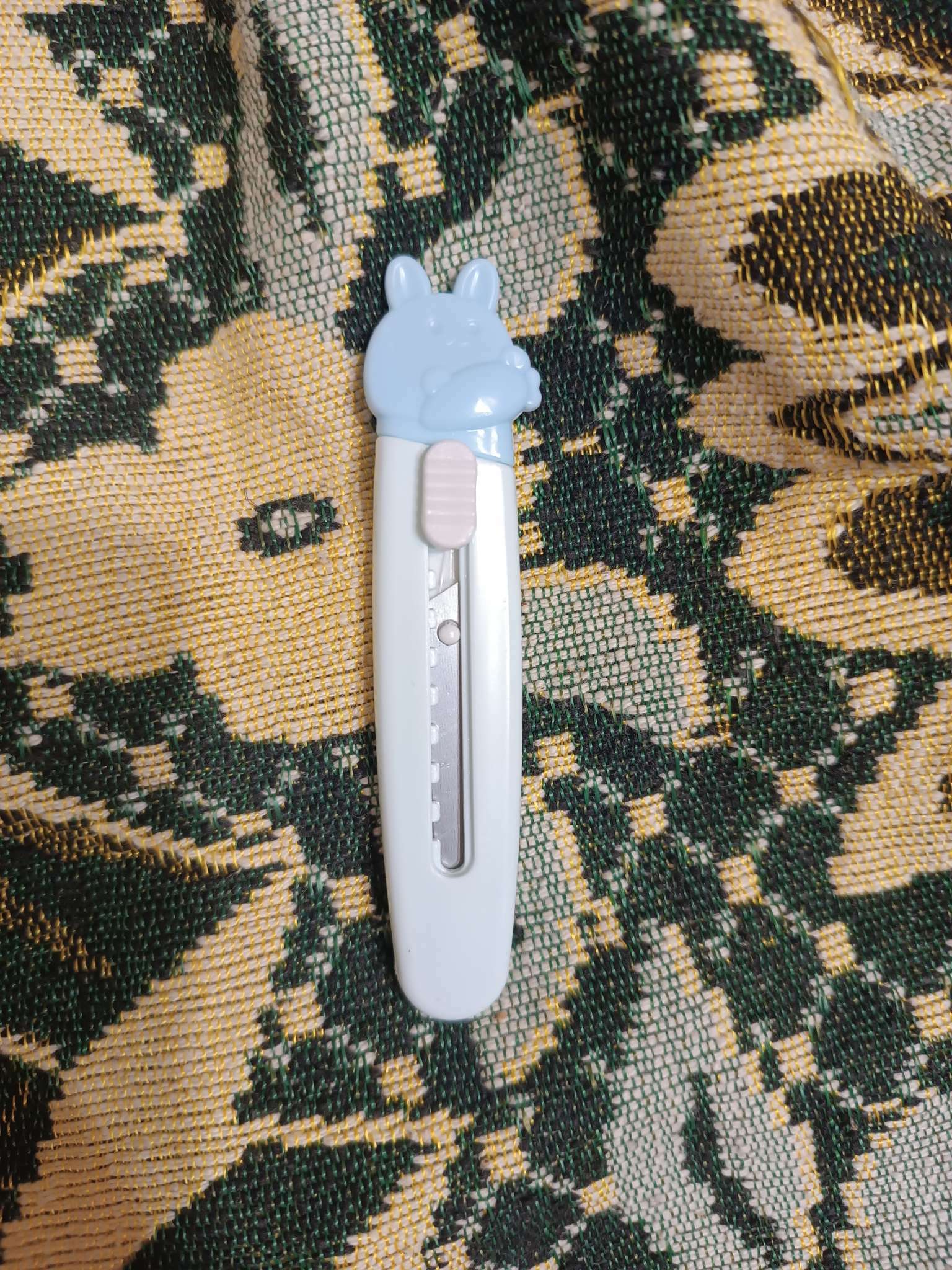 Фотография покупателя товара Нож канцелярский мини Calligrata, 9 мм, пластик, c фиксатором, МИКС - Фото 8