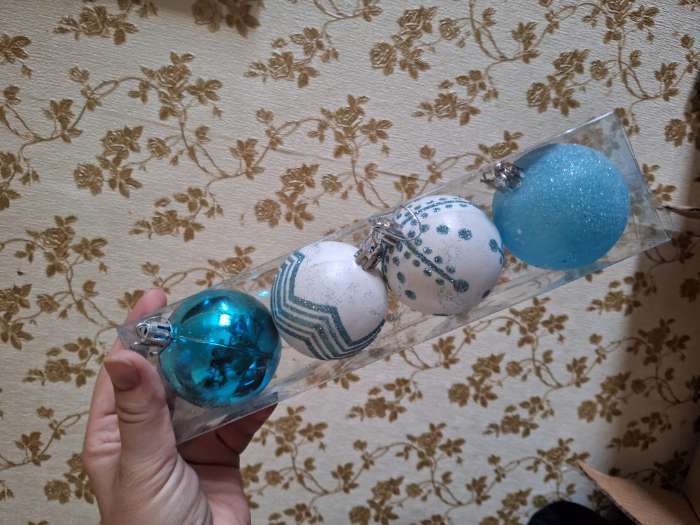 Фотография покупателя товара Набор шаров пластик d-6 см, 4 шт "Рогнеда" бело-голубой - Фото 2
