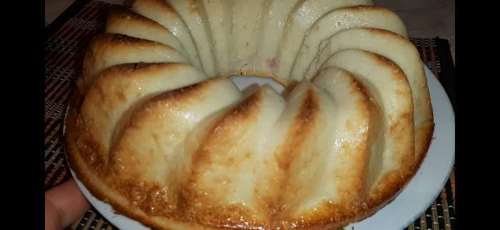 Фотография покупателя товара Форма для выпечки Доляна «Немецкий кекс. Заварное», силикон, d=21 см, цвет сиреневый