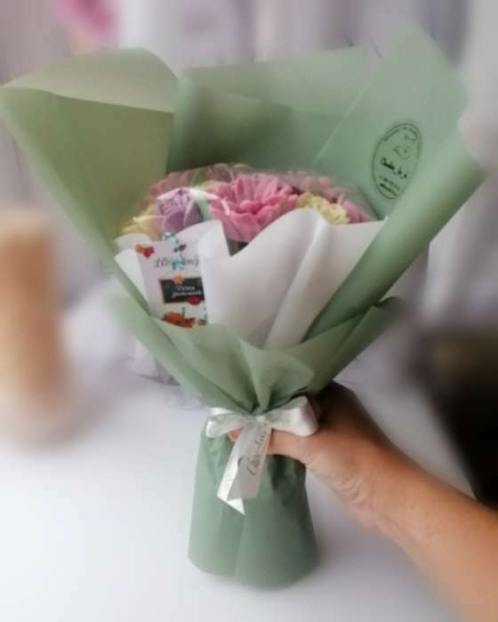 Фотография покупателя товара Пленка для цветов, матовая, хаки, 0,58 х 10 м - Фото 2
