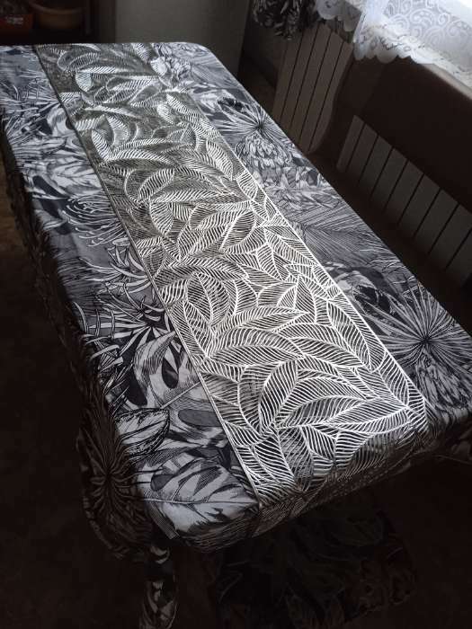 Фотография покупателя товара Дорожка на стол Доляна «Листопад», 30×150 см, цвет серебряный