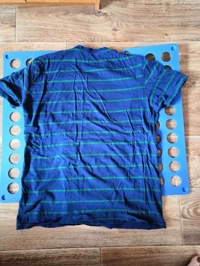 Фотография покупателя товара Приспособление для складывания одежды, 70×59 см, цвет МИКС - Фото 3