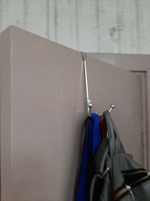 Фотография покупателя товара Вешалка на дверь Доляна «Лайт», 2 крючка, 16,5×5×9,5 см, цвет хром