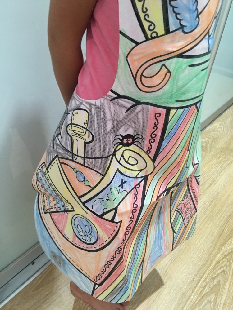Фотография покупателя товара Карнавальный костюм, раскраска "Храбрый пират", фартук + восковые карандаши 6 цв - Фото 1