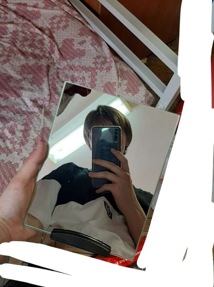 Фотография покупателя товара Зеркало настольное, зеркальная поверхность 15 × 19,8 см, цвет чёрный - Фото 5