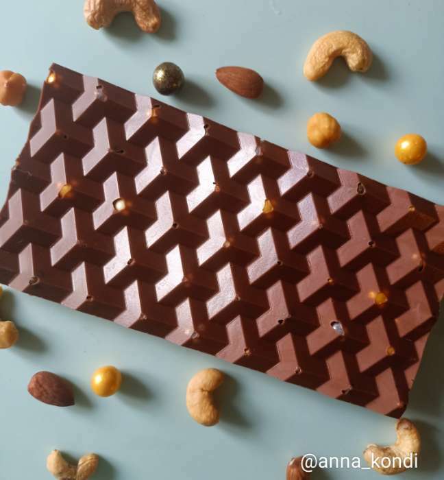 Фотография покупателя товара Форма для шоколада и конфет пластиковая «Плитка Кубики Экстра», цвет прозрачный - Фото 2