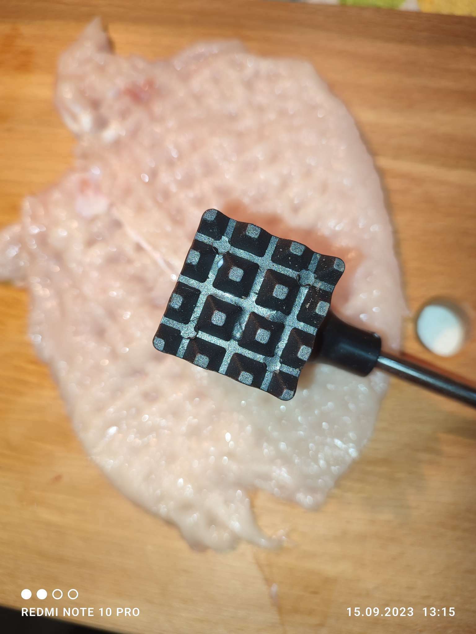 Фотография покупателя товара Молоток для мяса Доляна «Квадрат», 25 см, цвет чёрный