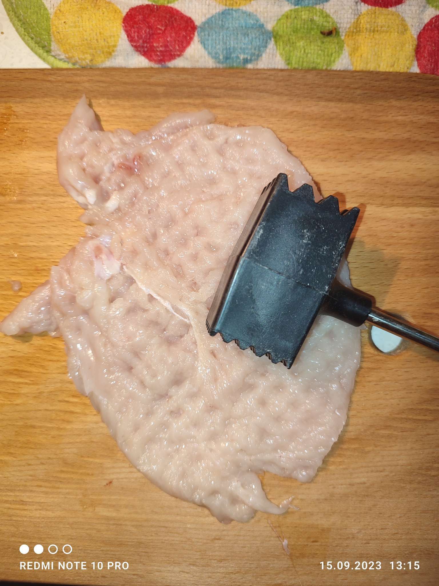 Фотография покупателя товара Молоток для мяса Доляна «Квадрат», 25 см, цвет чёрный - Фото 4
