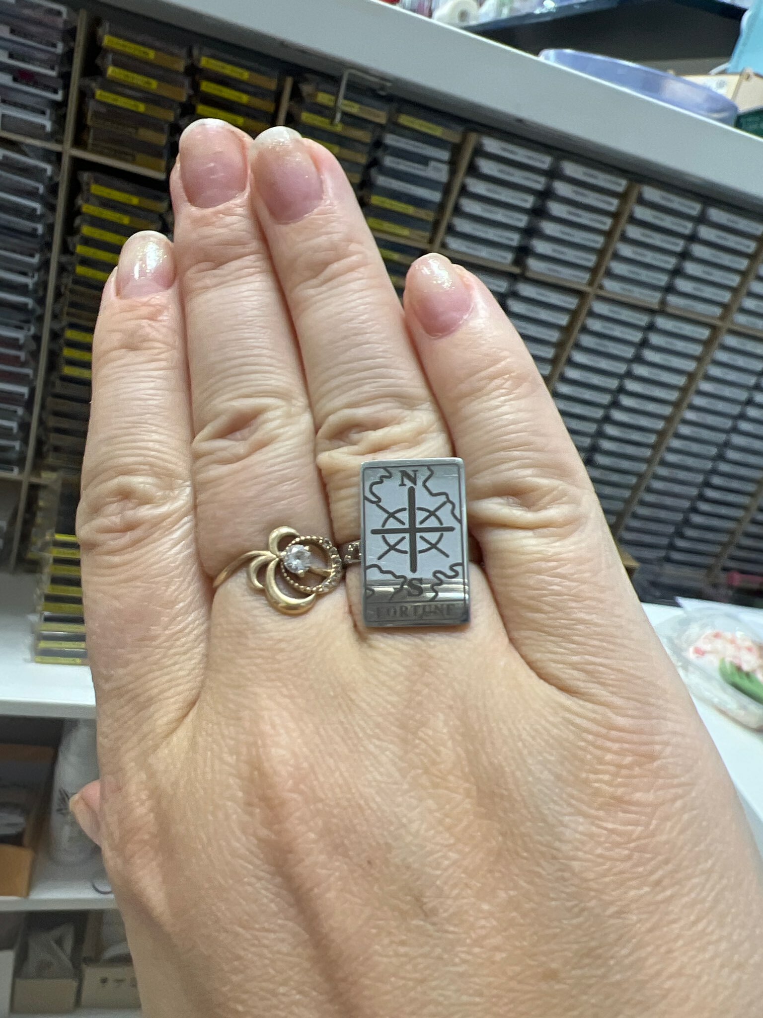 Фотография покупателя товара Кольцо «Таро» фортуна, цвет серебро, 16 размер - Фото 2