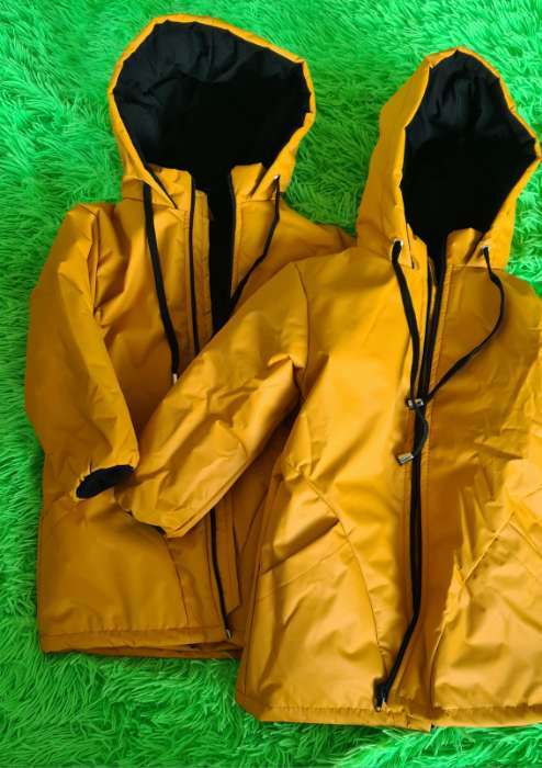 Фотография покупателя товара Куртка демисезонная детская, цвет горчичная, рост 104-110 см - Фото 1