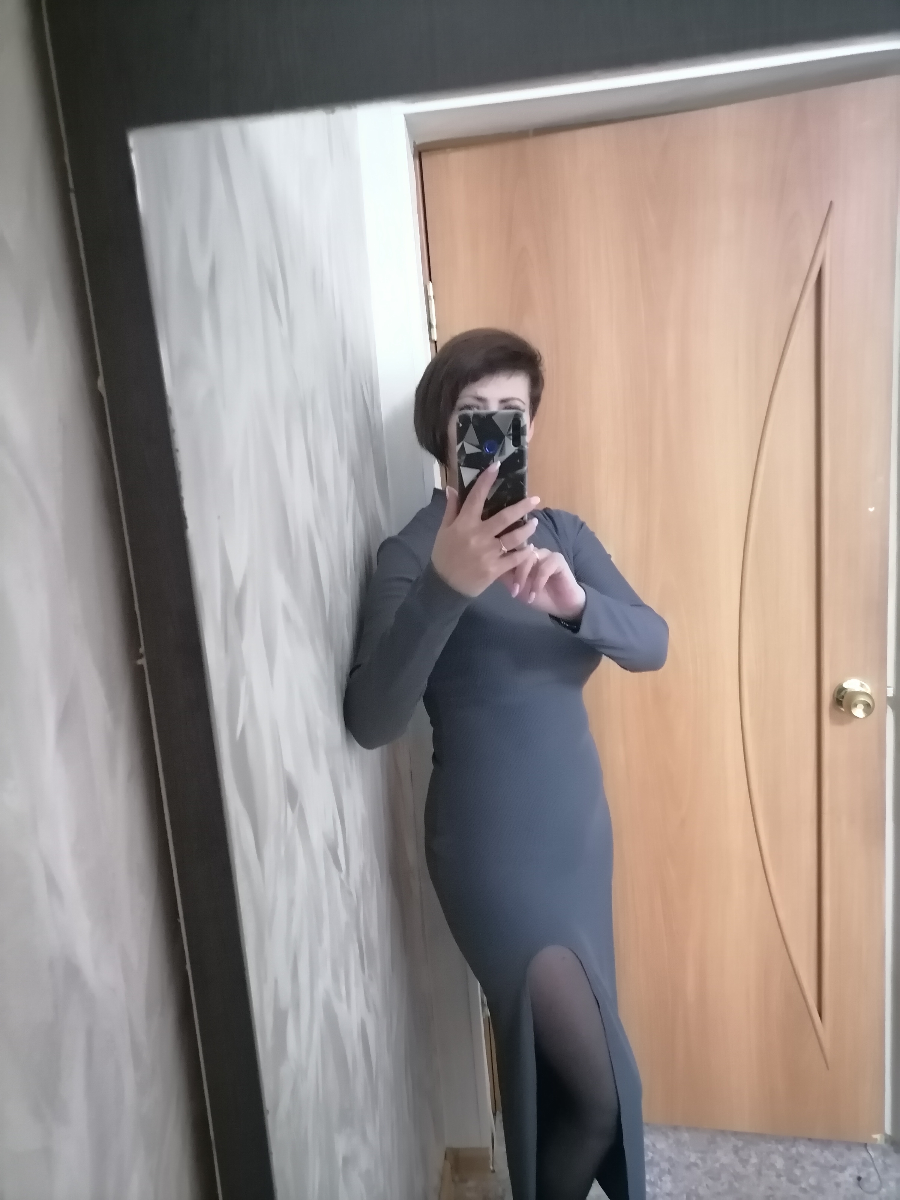 Фотография покупателя товара Платье с разрезом миди женское MIST, размер 44, тёмно-серое - Фото 3