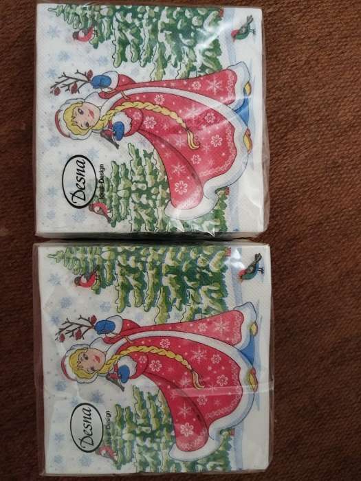 Фотография покупателя товара Салфетки новогодние бумажные Home Collection «Дедушка Мороз с подарками», 3 слоя, 33×33 см, 20 шт. - Фото 1